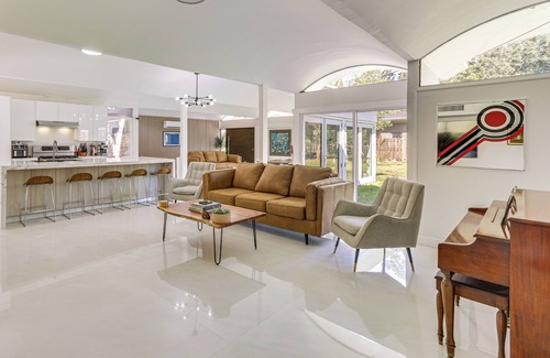 Tallahassee House | 2 Mi to FSU: Unique Home w/Patio & Spacious Yard