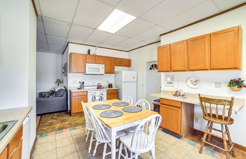 Eben Junction Apartment | 2 Mi to Ice Caves: Pet-Friendly Eben Junction Apt