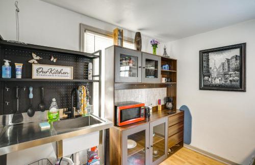 Fond du Lac Apartment | 2 Mi to Lake Winnebago Cozy Fond du Lac Studio