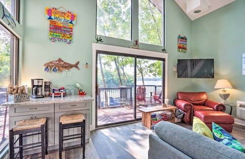 Osage Beach House | 2 Mi to Margaritaville: Lake of the Ozarks Home!