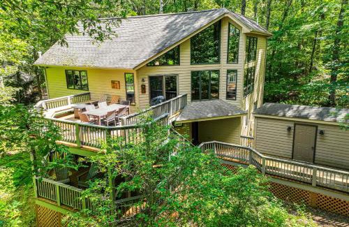 Chestnut Springs House | 2 Mi to Slopes! Wintergreen Resort Ski Getaway