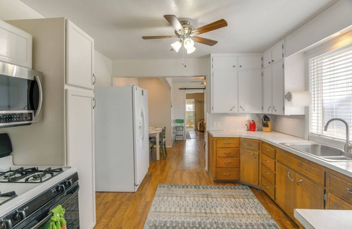 Rigby House | 2 Mi to Snake River: Quaint Farmhouse w/Patio!