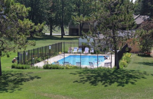 Cedar Condo | 2 miles to Good Harbor Beach, Hiking, Golf, Wine Tasting