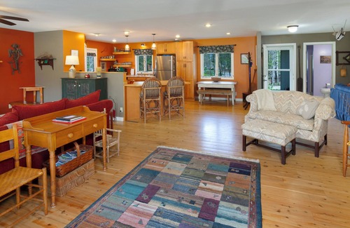 Cedar House | 2 Miles to Good Harbor Beach, Pet Friendly
