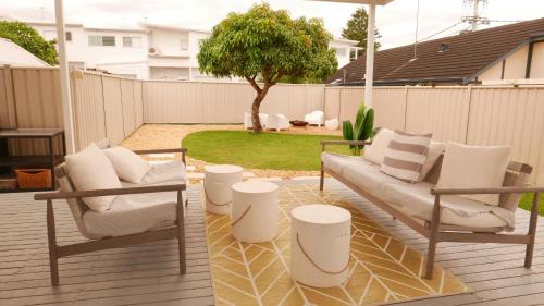 Ettalong Beach House | 2-Min Walk to Beach Modern Firepit Yard Kids welcome