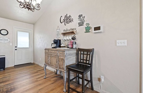 Crescent City House | 2 minutes to the beach!