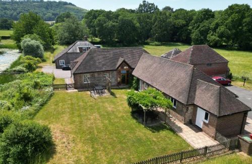 Clayton House | 2 Moatside Cottages