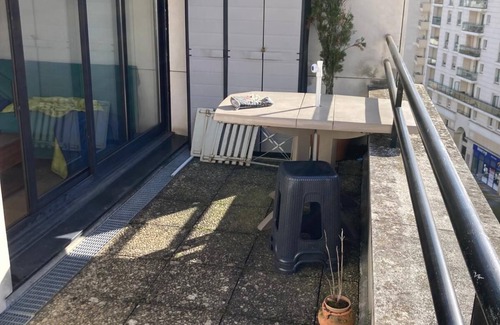 La Garenne-Colombes Apartment | 2 Pièces Proche Transports, 20min de Paris