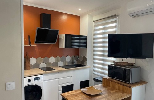 Prado - Republique Apartment | 2 Pieces Balcon et Climatisation 32m2