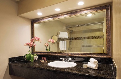 Barron Park Hotel | 2 Quiet Room with Free Breakfast, Heated Pool & Parking Near Stanford