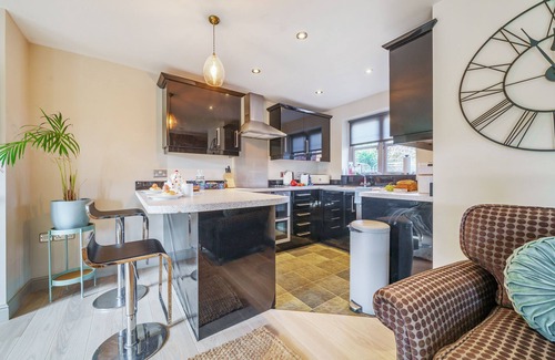 Burnham Market Cottage | 2 Railway Cottages - sleeps 6 guests in 3 bedrooms
