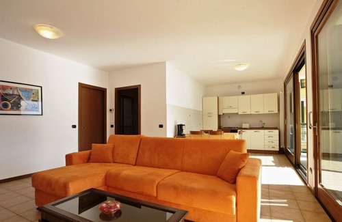 Tronzano Lago Maggiore Apartment | 2-room apartment with large balcony and panoramic view of the lake