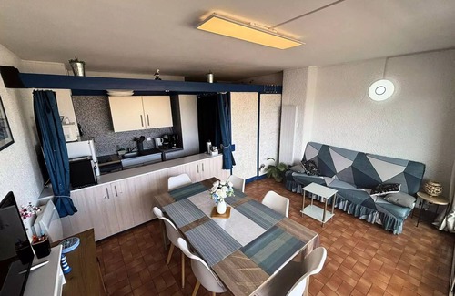 Port-la-Nouvelle Apartment | 2-room apartment Cabin - sleeps 6- PORT LA NOUVELLE