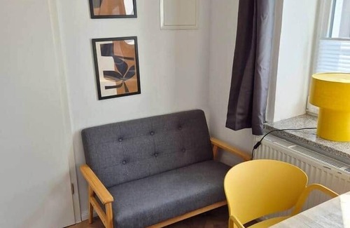 Munchen District Apartment | 2-room apartment 3 - Apartments am Schloss