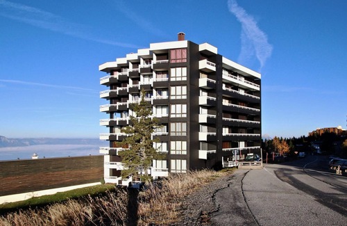 Chamrousse Apartment | 2-room apartment for 4 at the foot of the slopes