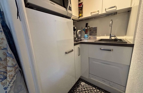 Pontaillac Apartment | 2-room apartment in Royan/Pontaillac with balcony and parking