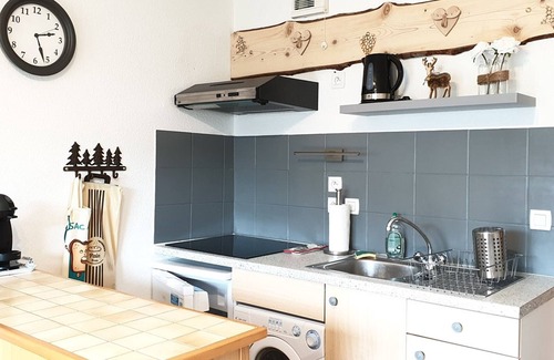 Saint-Jean-dʼAulps Apartment | 2-room cabin near slopes - Parking - Mountain view