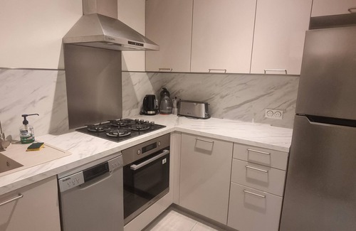 Coye-la-Foret House | 2-room house, 20mn from PARIS by direct train.