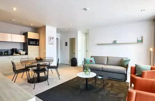 Plescop Apartment | 2 Rooms 4 People