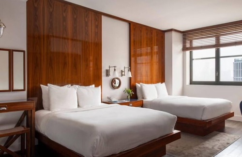 Hudson Square Hotel | 2 Rooms in Bohemian Styled Hotel in SoHo Perfect for Foodies & Trendsetters