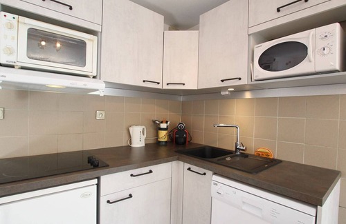 Briancon Apartment | 2 rooms, parking, south balcony, near cable car - Briançon