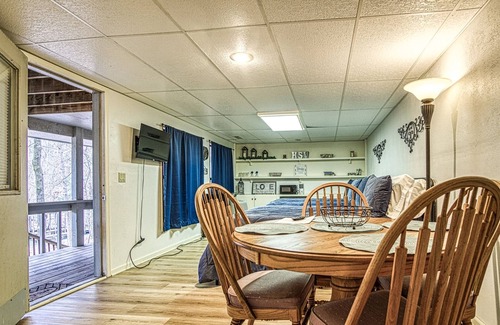 Hot Springs Village House | 2 Rubi Place - Lake Cortez Lakefront Sleeps 10 in Hot Springs Village Golf and