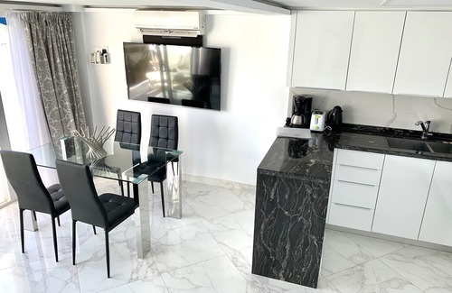 Marbella City Centre House | 2. Skol 927A, Skol 927A - beachfront central luxury penthouse