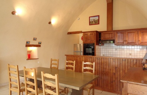 Saint-Andre-de-Vezines Cottage | 2-star Gîte Le PAILLER in Marlavagne