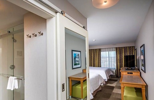 Westborough Hotel | 2-Star Hotel ∙ Hampton Inn Boston - Westborough