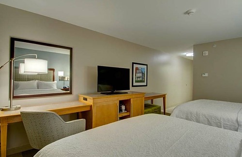 Westborough Hotel | 2-Star Hotel ∙ Hampton Inn Boston - Westborough