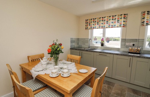 Porthgain Cottage | 2 Sunny Hill