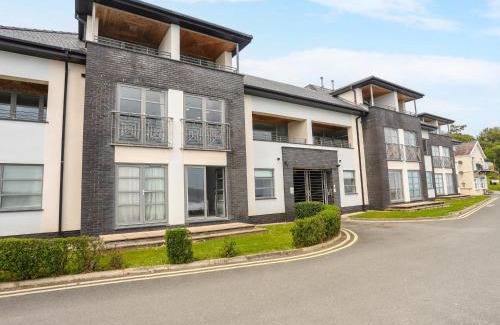 Pentraeth House | 2 The Quay