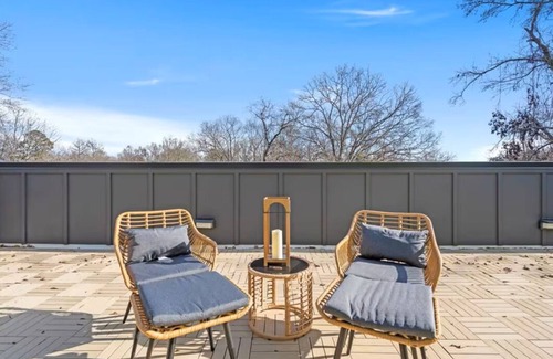 Charlotte House | 2 Unit Modern Apt close to Uptown Charlotte