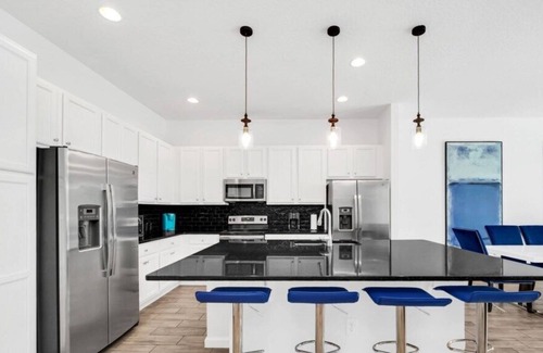Seasons House | 2 Units in Bella Vida Resort--Up to 40 Guests! Perfect for Large Groups!