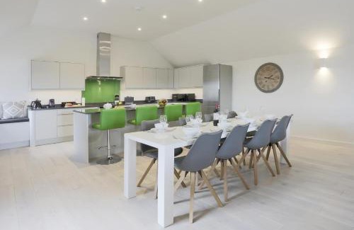 Saxmundham House | 2 Wadd Cottages