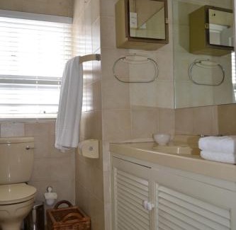 Woodmead House | 2 Woodmead Suites