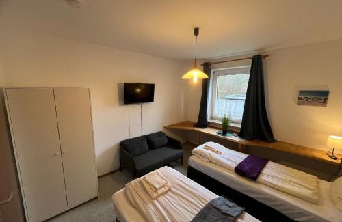 Kiel Apartment | 2-Zimmer Monteurwohnung mit großem Balkon