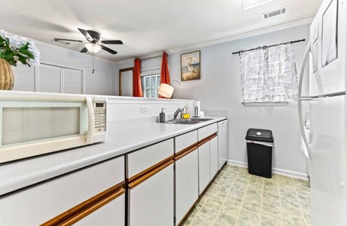 Savannah House | 20 Mins from the Airport- Sunny Soling Hideaway