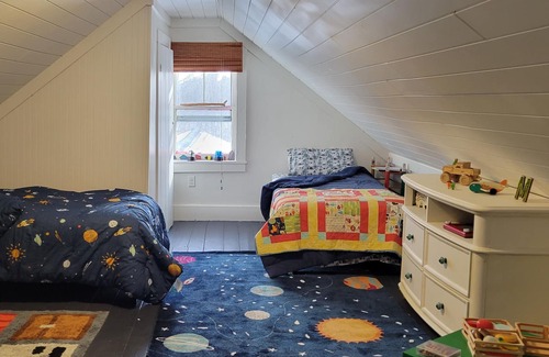 St. Stephen House | 20 minutes from St. Andrews by the Sea! Modern rustic home for the whole family!