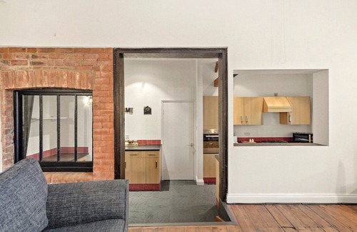 Lincoln Apartment | 20% Monthly Discount - Near City Centre