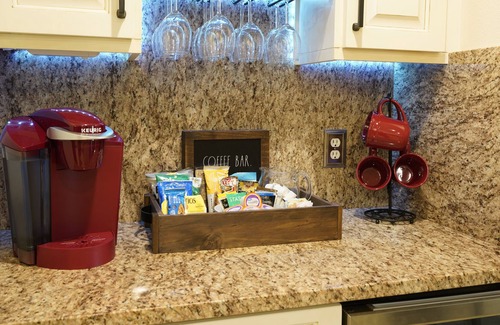 Tuscan Ridge Villa | 20% NEW LISTING DISCOUNT! Amazing Themed 4/3 Home with POOL MOVIE & GAME Room!