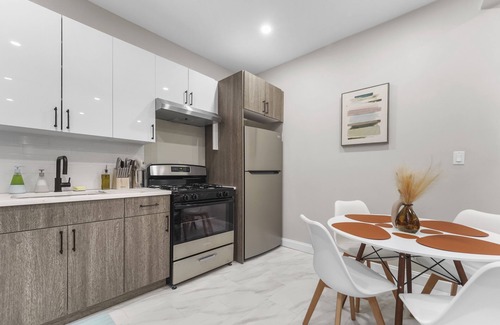 Upper Roseville Apartment | 20% Off! Duplex 3br Close to NYCn