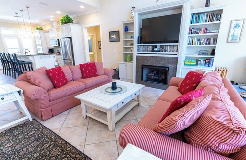 Plantation House | 20% OFF FALL! Back on the Rental Market! Dog-Friendly, 4BR/4BA w/Pool!