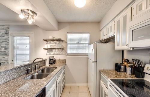 Irving Apartment | 20% OFF Haven 2BD, HWY161/183, DFW South - Irving