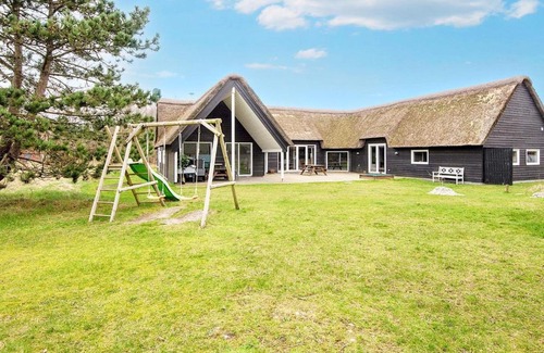 Toftum House | 20 person holiday home in R m