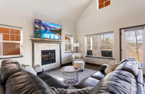 Dover Bay House | 20 Pomrankey Ln