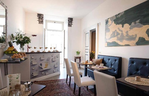 Esquilino Bed & Breakfast | 200 m² Bed and breakfast ∙ 4 bedrooms ∙ 16 guests