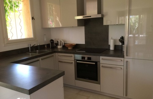 Saint-Tropez House | 200 metres from the beach: Renovated house with swimming pool and garden