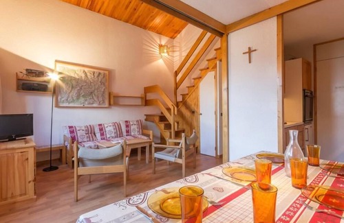 Montchavin Apartment | 200m from ski slopes, 3rd floor, balcony, tv, ski locker, 60m², Montchavin La Plagne