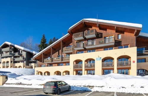 Doucy-Combelouviere Apartment | 200m from ski slopes, balcony, parking, tv, ski locker, 32m², Valmorel